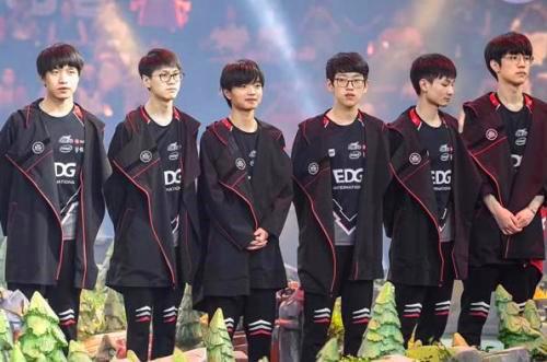 而直接驱逐 而直接驱逐